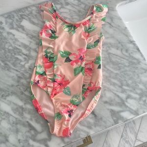 GAP kids girls swimsuit size S 6-7